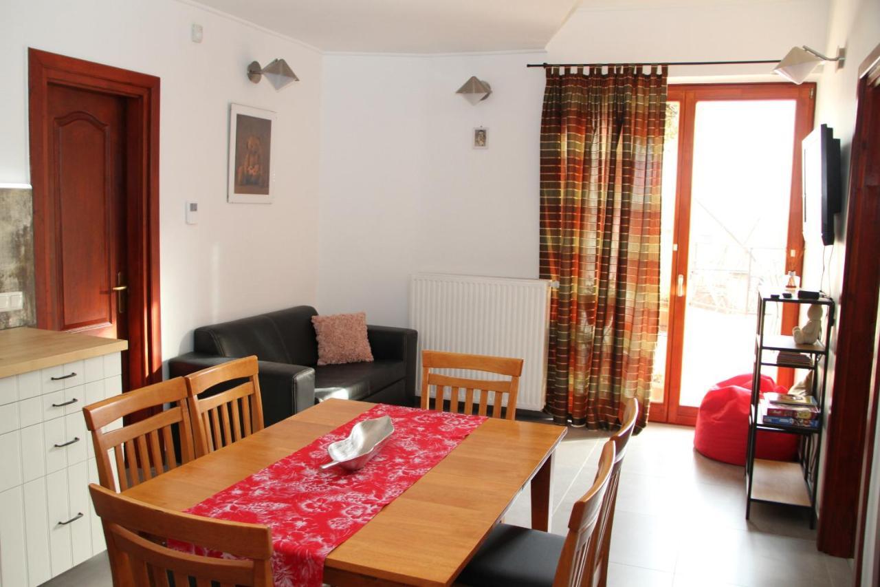 Simon Vendeghaz Balatongyoeroek Appartement Buitenkant foto